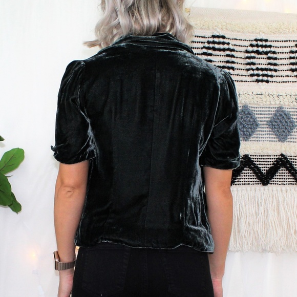 SOLD Anthro Elevenses Velvet Green Envy Blazer - Picture 2 of 8